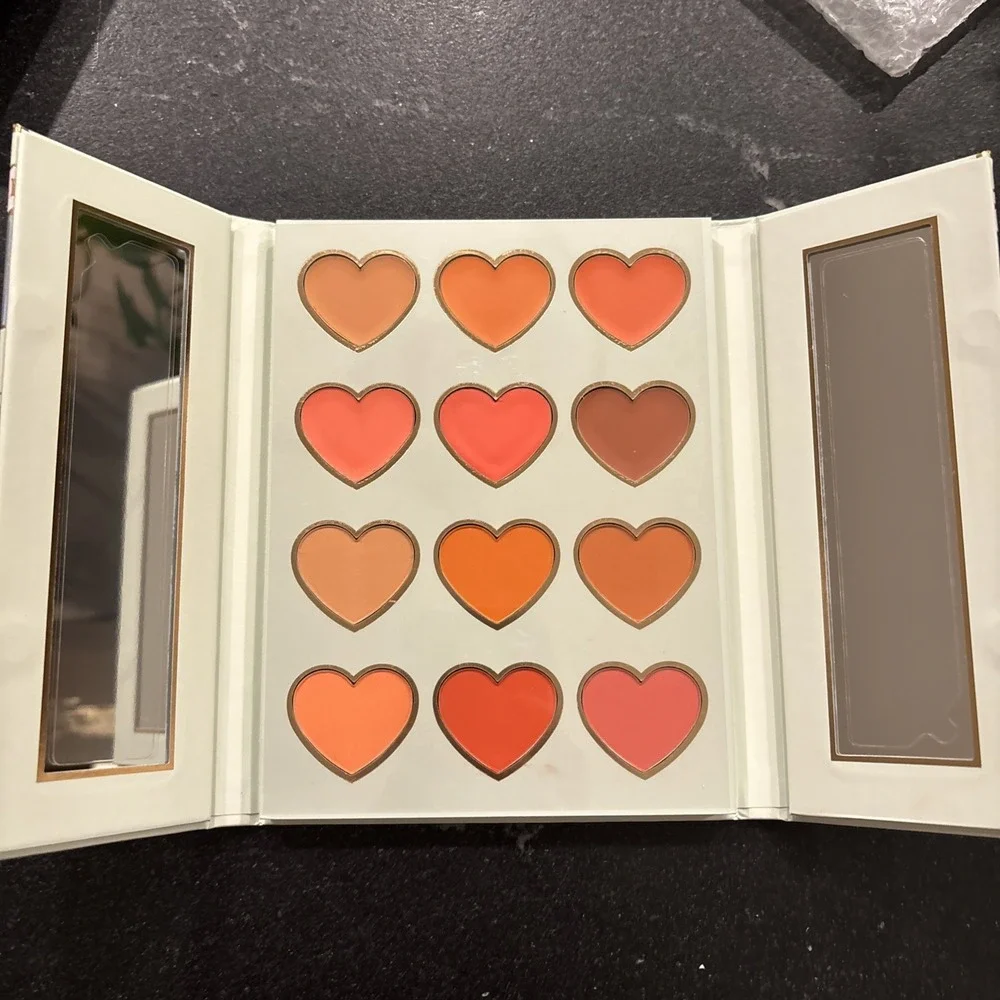 P.Louise See Colour In Your Darkest Days Blusher Palette Secret Garden cream
